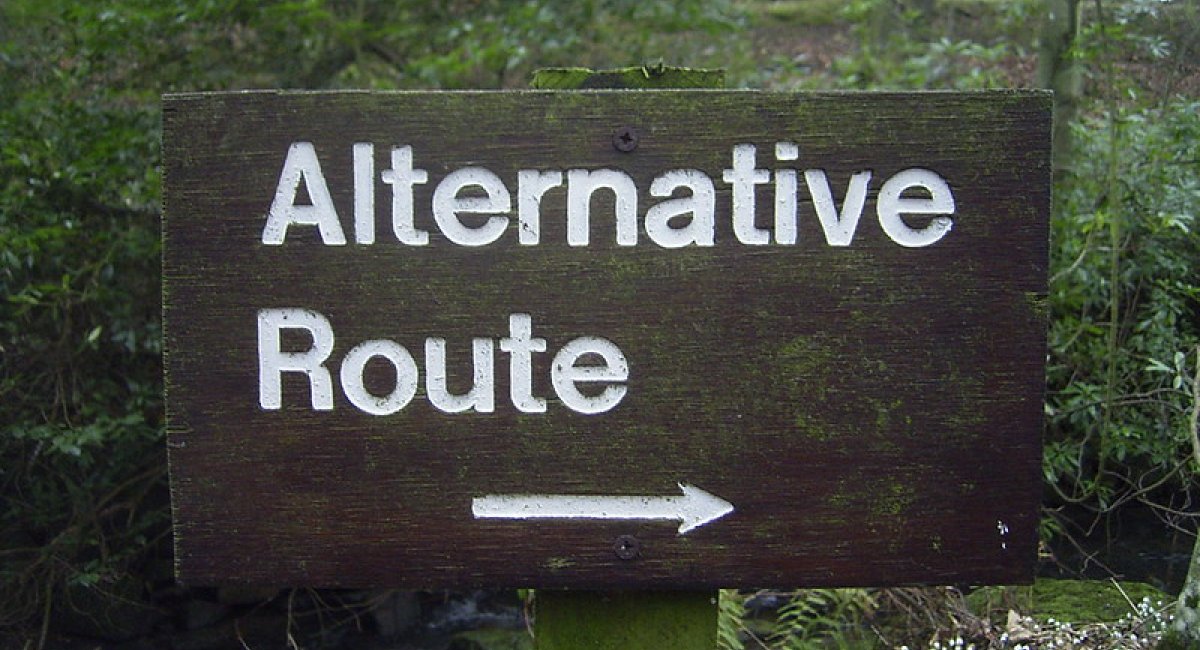 A signpost written "Alternative route"